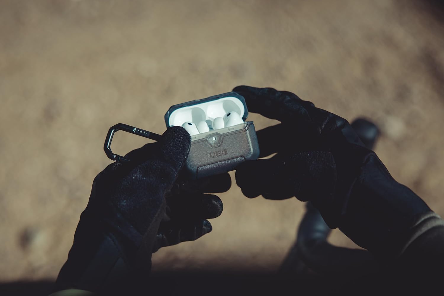UAG AirPods Pro 3 Scout Case